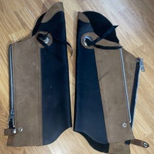 Riding chaps. Knee chaps